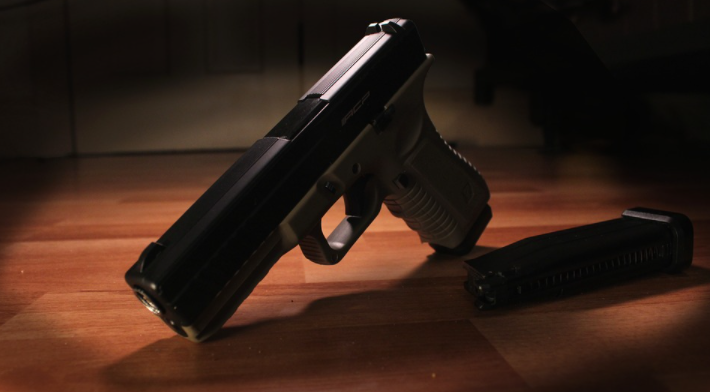 Simple Tips to Choose the Best Handgun as a Beginner